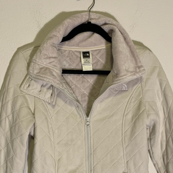 The North Face Quilted Ivory Jacket - Picture 3 of 8